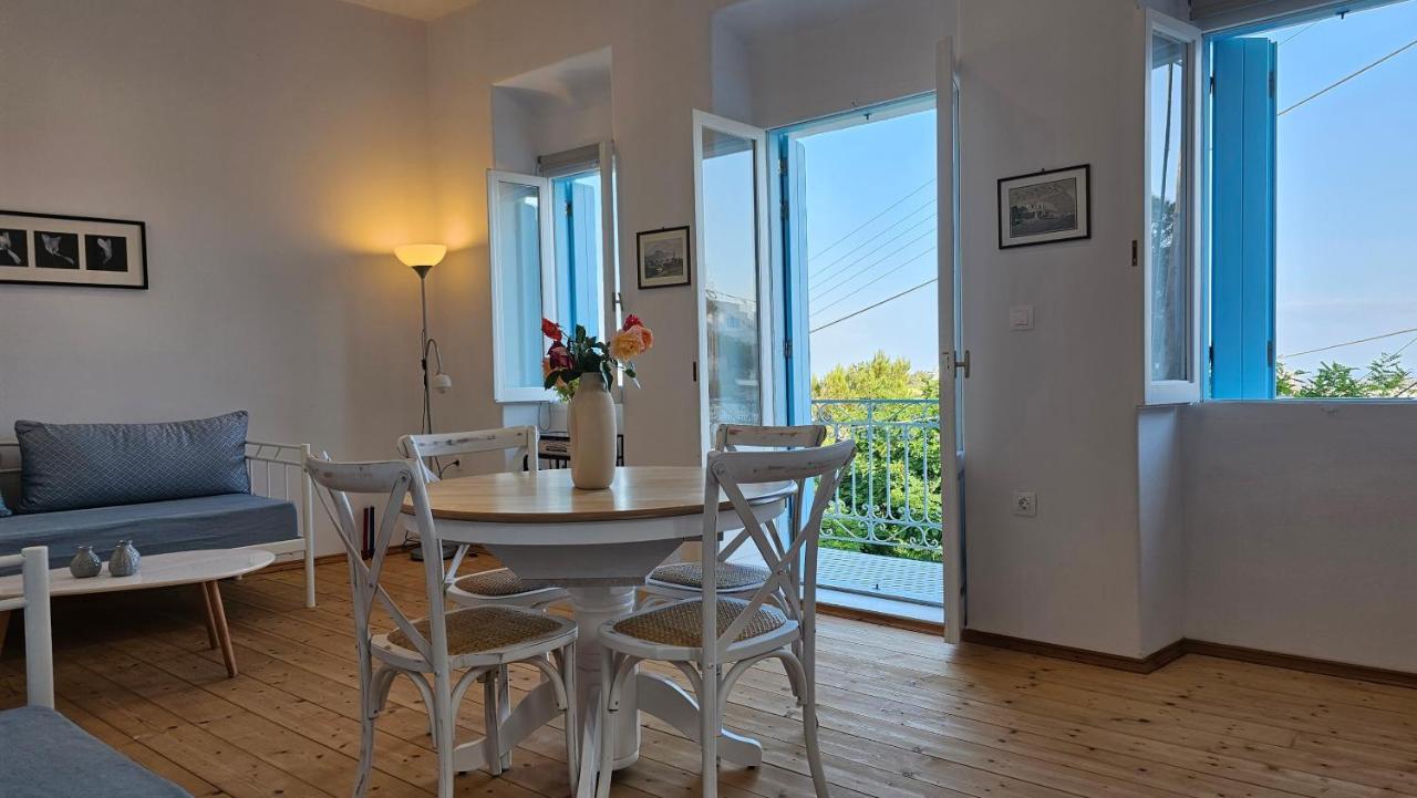 Апартаменты 1870 House 1&2 Plaka  Экстерьер фото